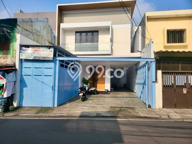 Siap Huni Hunian Elit 4 Kamar di Cempaka Putih Dekat ke Mana Saja Siap Huni Hunian Elit 4 Kamar di Cempaka Putih Dekat ke Mana Saja
