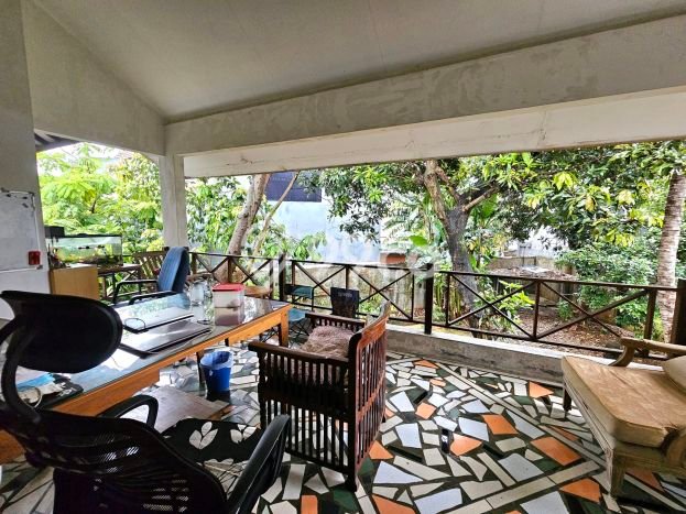 Hunian Mewah LB 600m2 Siap Pakai Desain Elegan di Villa Melati Mas, Tangerang Selatan Hunian Mewah LB 600m2 Siap Pakai Desain Elegan di Villa Melati Mas, Tangerang Selatan