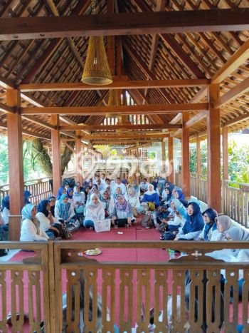 Rumah Elit Modern Tanpa Renovasi di Sentul Bogor Rumah Elit Modern Tanpa Renovasi di Sentul Bogor