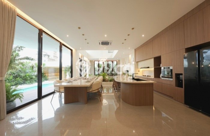 AREA PREMIUM! Vila di , Luas 315m2m², Dekat pusat umum AREA PREMIUM! Vila di , Luas 315m2m², Dekat pusat umum