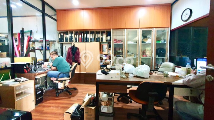 Gudang Bagus Dijual LB 700m2 Lokasi Strategis Bandung Area Cocok untuk Bisnis Gudang Bagus Dijual LB 700m2 Lokasi Strategis Bandung Area Cocok untuk Bisnis