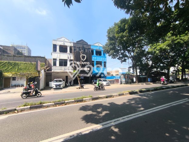 Ruko Bagus Dijual di Sudirman Bandung Strategis Cocok untuk Kembangkan Bisnis Ruko Bagus Dijual di Sudirman Bandung Strategis Cocok untuk Kembangkan Bisnis
