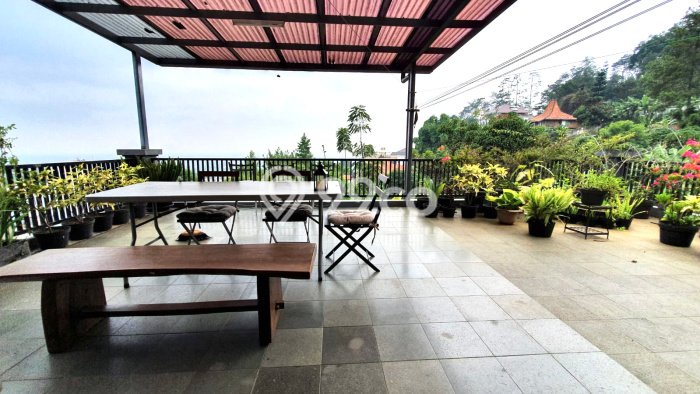 For Sale! Premium House LT 252m2 Desain Modern di Dago Pakar For Sale! Premium House LT 252m2 Desain Modern di Dago Pakar