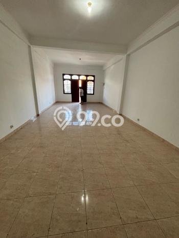 FOR RENT! Ruko di Kerobokan Kaja Cocok untuk Bisnis 211m2 FOR RENT! Ruko di Kerobokan Kaja Cocok untuk Bisnis 211m2