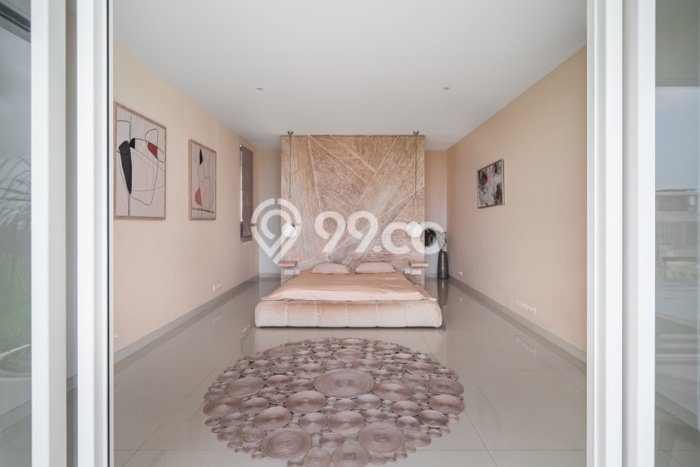 LOKASI TERBAIK! Vila di , Area 570m2m², Lingkungan Tenang dan aman LOKASI TERBAIK! Vila di , Area 570m2m², Lingkungan Tenang dan aman