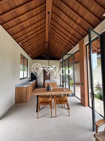 DIJUAL! Vila Kawasan , Luas 337m2m², Dekat Mudah Fasilitas Umum DIJUAL! Vila Kawasan , Luas 337m2m², Dekat Mudah Fasilitas Umum