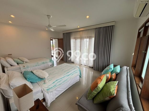 Vila Strategis di , Luas 615m2m², Lingkungan Asri dan aman Vila Strategis di , Luas 615m2m², Lingkungan Asri dan aman