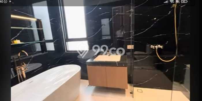 Jual Rumah Mewah Megah Dengan View Cantik di Alam Sutera, Tangerang Jual Rumah Mewah Megah Dengan View Cantik di Alam Sutera, Tangerang