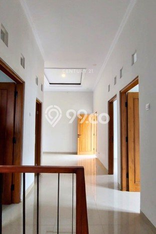 Rumah Nyaman di Caturtunggal, Yogyakarta, Luas 111m² Bangunan 165m² Rumah Nyaman di Caturtunggal, Yogyakarta, Luas 111m² Bangunan 165m²