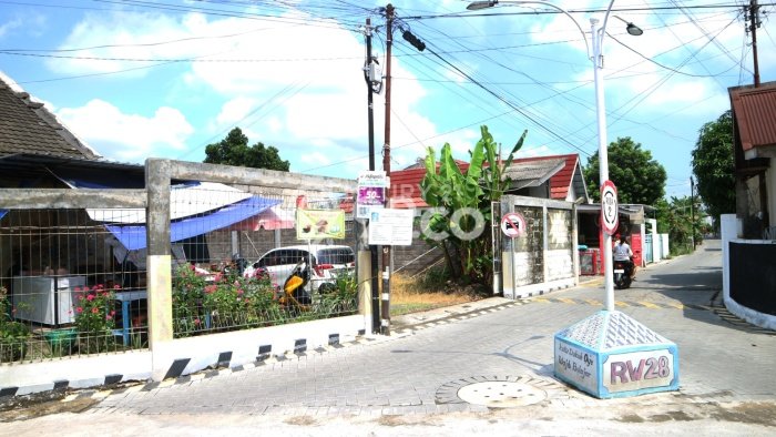 Lahan Kosong Dijual di Sleman dengan Area 554m2 Lahan Kosong Dijual di Sleman dengan Area 554m2