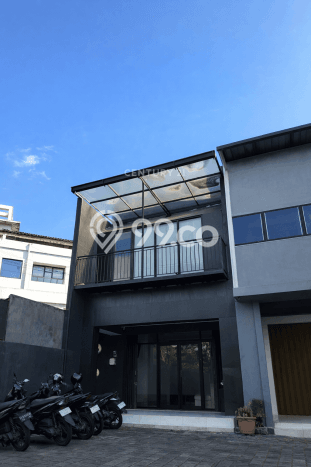 Ruko Dijual di Yogyakarta LT 148m2 & LB 174m2 Lokasi Terbaik! Ruko Dijual di Yogyakarta LT 148m2 & LB 174m2 Lokasi Terbaik!
