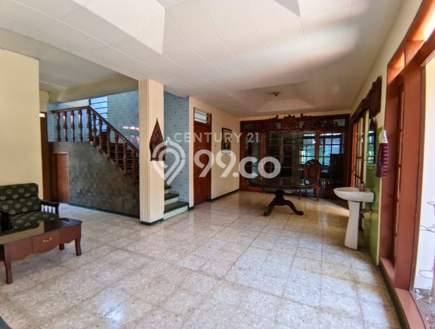 Rumah Nyaman di Caturtunggal, 2 KM, Area Strategis, Luas 955m² LB 300m² Rumah Nyaman di Caturtunggal, 2 KM, Area Strategis, Luas 955m² LB 300m²