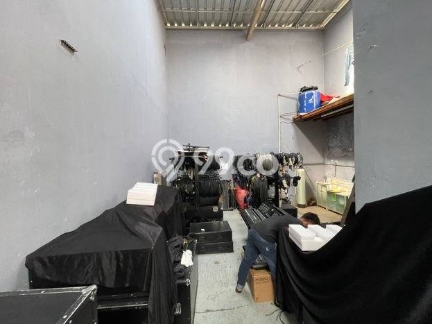 Gudang Bagus Dijual LB 102m2 Lokasi Strategis Bandung Area Cocok untuk Berbisnis Gudang Bagus Dijual LB 102m2 Lokasi Strategis Bandung Area Cocok untuk Berbisnis