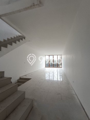 LOKASI STRATEGIS! Ruko di Pungkur, Luas 240m², Area Bisnis, Mainroad LOKASI STRATEGIS! Ruko di Pungkur, Luas 240m², Area Bisnis, Mainroad