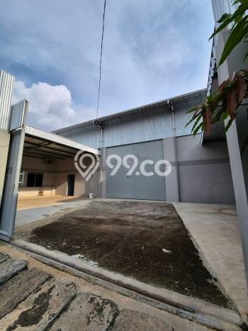 Gudang Disewa di Bandung dengan LB 500m2 Area Komersial Ramai Gudang Disewa di Bandung dengan LB 500m2 Area Komersial Ramai