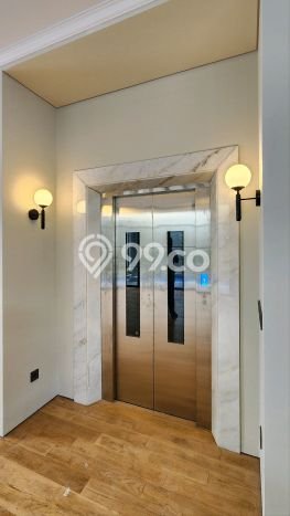 Hot Offer Hunian Premium Ideal dan Luas di Kebayoran Baru, Jakarta Selatan Hot Offer Hunian Premium Ideal dan Luas di Kebayoran Baru, Jakarta Selatan