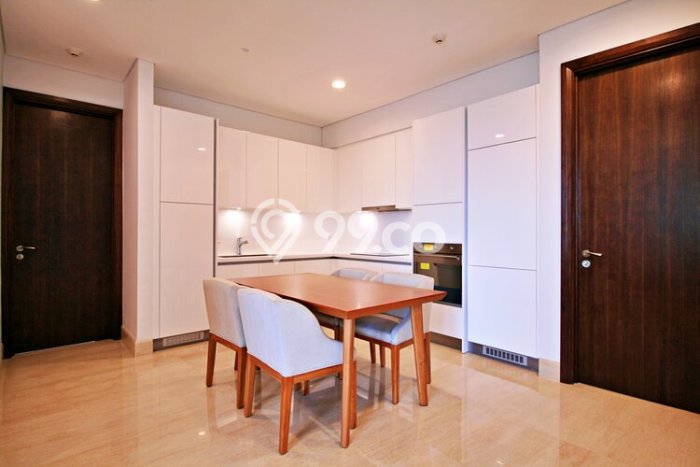 FOR SALE Hunian Apartemen Luxury di Kebayoran Baru dengan 2 Kamar Tidur & Luas 127m2 FOR SALE Hunian Apartemen Luxury di Kebayoran Baru dengan 2 Kamar Tidur & Luas 127m2
