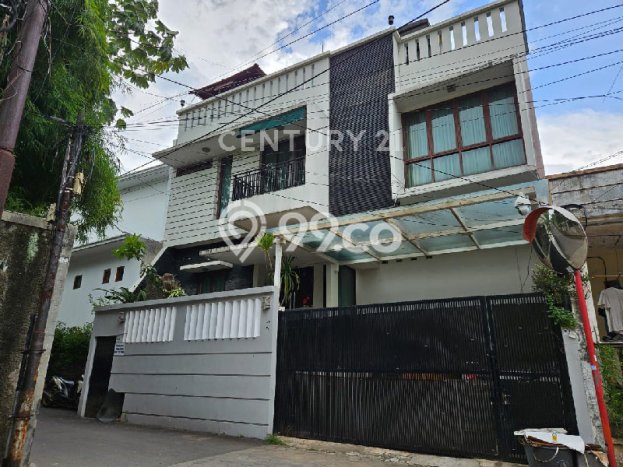 Rumah Sewa Jakarta Selatan LT 299m2 LB 450m2 Area Kemang Rumah Sewa Jakarta Selatan LT 299m2 LB 450m2 Area Kemang