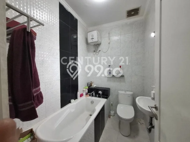 Hunian Mewah LB 240m2 Siap Pakai Desain Elegan di Sunter, Jakarta Utara Hunian Mewah LB 240m2 Siap Pakai Desain Elegan di Sunter, Jakarta Utara