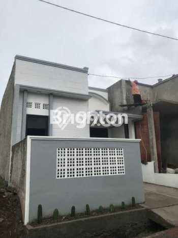Rumah Modern LB/LT 138m2/50m2 Siap Huni di Ciapus, Bogor Rumah Modern LB/LT 138m2/50m2 Siap Huni di Ciapus, Bogor