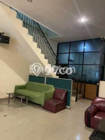 HARGA TERBAIK! Vila Kawasan Kemayoran, Luas 312m2m², Lokasi Eksklusif dengan privasi terjaga HARGA TERBAIK! Vila Kawasan Kemayoran, Luas 312m2m², Lokasi Eksklusif dengan privasi terjaga