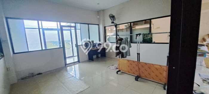 Lokasi Strategis! Dijual Ruko Bisnis di Ciputat, Tangerang Selatan Kondisi Baik Lokasi Strategis! Dijual Ruko Bisnis di Ciputat, Tangerang Selatan Kondisi Baik