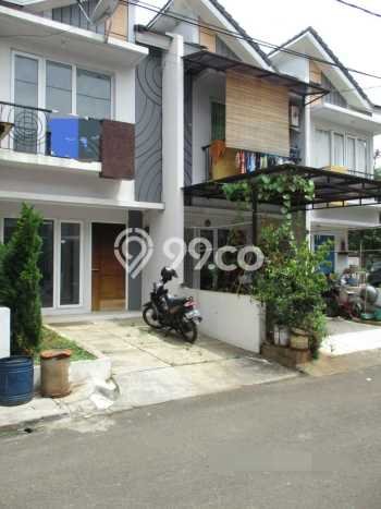 For Sale Rumah 2 Kamar Lokasi Strategis Bagus dan Strategis di Kebon Jeruk For Sale Rumah 2 Kamar Lokasi Strategis Bagus dan Strategis di Kebon Jeruk
