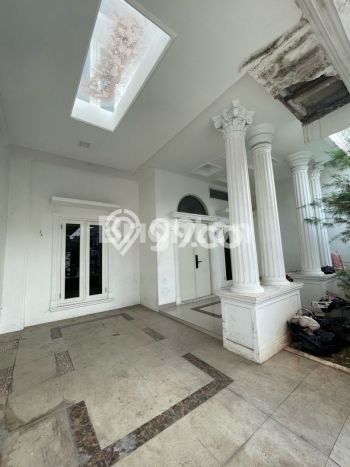Rumah Strategis Minimalis Lb 160m2 di Karang Tengah, Tangerang Rumah Strategis Minimalis Lb 160m2 di Karang Tengah, Tangerang