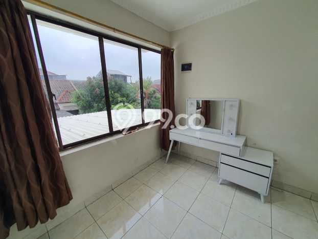 Rumah Luas Asri 3 KT Siap Huni di Alam Sutera Tangerang Rumah Luas Asri 3 KT Siap Huni di Alam Sutera Tangerang