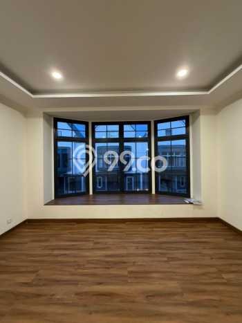 Disewakan Rumah Murah di Gading Serpong Tangerang dengan 4 KT Disewakan Rumah Murah di Gading Serpong Tangerang dengan 4 KT