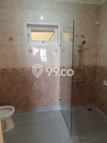 Rumah Luxury Modern Tanpa Renovasi di Gading Serpong Tangerang Rumah Luxury Modern Tanpa Renovasi di Gading Serpong Tangerang