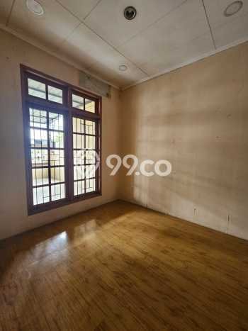 Dijual Rumah Strategis Bagus Punya 2 KT di Cipondoh Tangerang SHM Dijual Rumah Strategis Bagus Punya 2 KT di Cipondoh Tangerang SHM