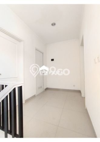 Rumah Modern 3 KT LT 102m2 di Suvarna Sutera Rumah Modern 3 KT LT 102m2 di Suvarna Sutera