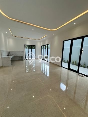 Dijual Rumah Luas Megah Dengan View Eksklusif di Lippo Karawaci, Tangerang Dijual Rumah Luas Megah Dengan View Eksklusif di Lippo Karawaci, Tangerang