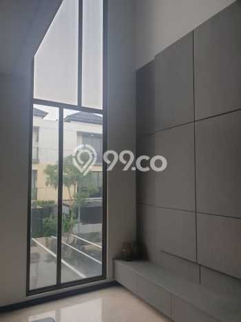 Rumah sewa siap pakai 4 KT di BSD City, Tangerang Rumah sewa siap pakai 4 KT di BSD City, Tangerang