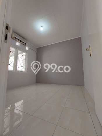 For Sale Hunian Rumah Nyaman 2 KT di Gading Serpong, Tangerang For Sale Hunian Rumah Nyaman 2 KT di Gading Serpong, Tangerang