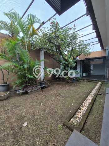 Dijual Rumah Premium dengan Fasilitas Sekitar Komplit di Batununggal, Bandung Dijual Rumah Premium dengan Fasilitas Sekitar Komplit di Batununggal, Bandung
