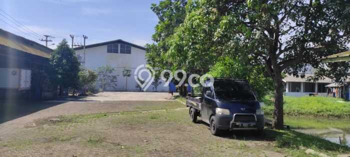 Pabrik Dijual di Rancaekek LT 6060m2, LB 3000m2 untuk Investasi Pabrik Dijual di Rancaekek LT 6060m2, LB 3000m2 untuk Investasi