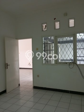 For Sale Rumah 5 Kamar Lokasi Strategis Bagus dan Strategis di Antapani For Sale Rumah 5 Kamar Lokasi Strategis Bagus dan Strategis di Antapani