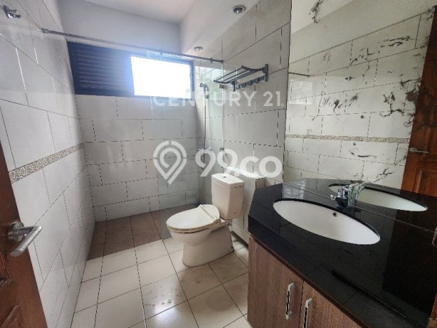 Rumah di Kebayoran Baru, 3 KM, Lingkungan Strategis, LT 275m2m² LB 400m2m² Rumah di Kebayoran Baru, 3 KM, Lingkungan Strategis, LT 275m2m² LB 400m2m²