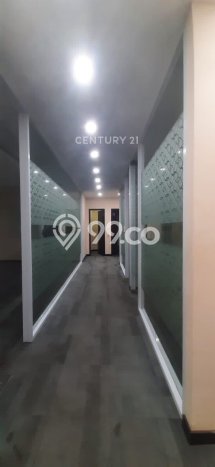 Unit Kantor Paling Strategis di Kebayoran Baru Jakarta Selatan dengan LB 420m2 Unit Kantor Paling Strategis di Kebayoran Baru Jakarta Selatan dengan LB 420m2
