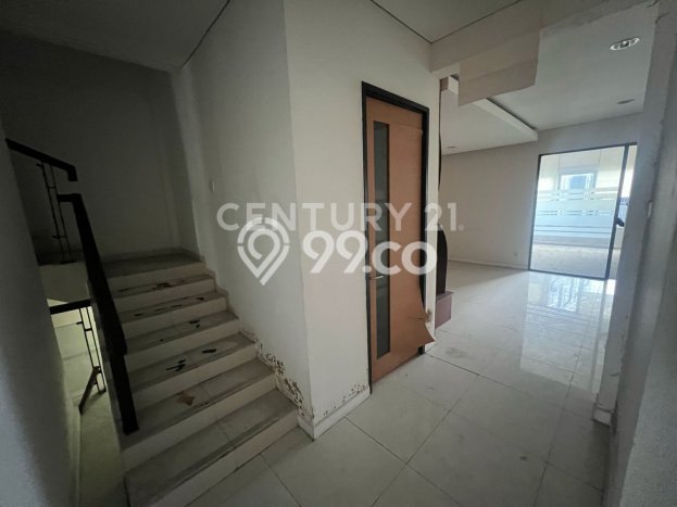 Ruko Komersial Dijual di Pancoran Jakarta Selatan LT 155m2 & LB 615m2 Ruko Komersial Dijual di Pancoran Jakarta Selatan LT 155m2 & LB 615m2