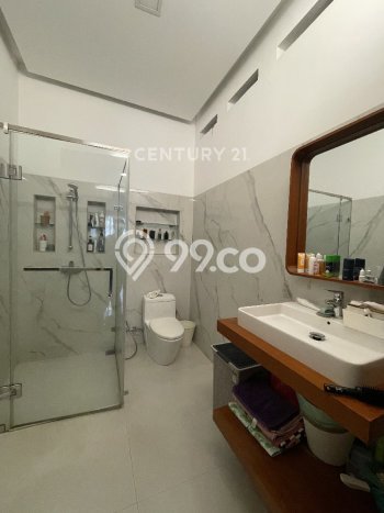 For Sale Rumah Elit Exclusive di Kebayoran Baru, Jakarta Selatan For Sale Rumah Elit Exclusive di Kebayoran Baru, Jakarta Selatan