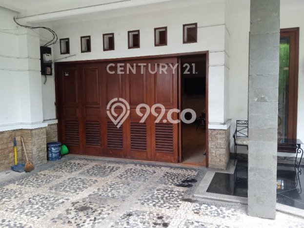 Rumah Luxury Modern Tanpa Renovasi di Gandaria Jakarta Selatan Rumah Luxury Modern Tanpa Renovasi di Gandaria Jakarta Selatan