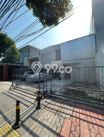 POTENSI BESAR! Ruko di Kebayoran Baru, Luas 600m2m², Area Komersial POTENSI BESAR! Ruko di Kebayoran Baru, Luas 600m2m², Area Komersial