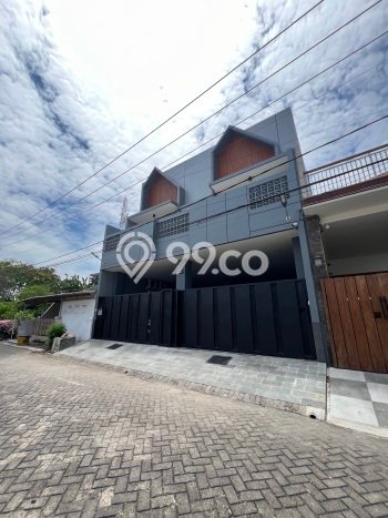 Dijual Kost Strategis di Waru, Sidoarjo 22 KT, 22 KM, Luas Bangunan 550m2 Dijual Kost Strategis di Waru, Sidoarjo 22 KT, 22 KM, Luas Bangunan 550m2
