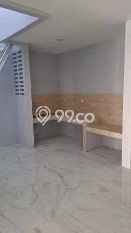 Disewakan! Rumah 2 Kamar Tidur &
2 Kamar Mandi di Citra Garden, Jakarta Barat Disewakan! Rumah 2 Kamar Tidur &
2 Kamar Mandi di Citra Garden, Jakarta Barat