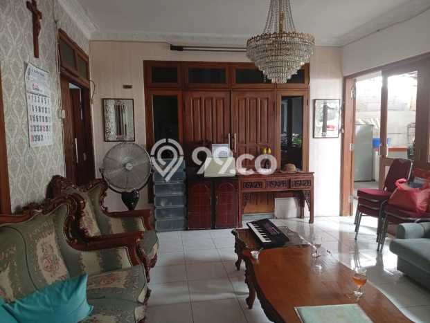 Rumah Luxury Modern Tanpa Renovasi di Bintara Bekasi Rumah Luxury Modern Tanpa Renovasi di Bintara Bekasi