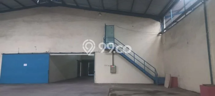 Untuk Disewa Gudang di Bekasi Bekasi LT 2500m2, LB 1000m2 Untuk Disewa Gudang di Bekasi Bekasi LT 2500m2, LB 1000m2