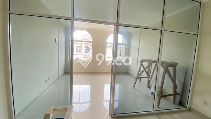 Untuk Dijual! Ruko di Galaxy Bekasi LT 63m2 / LB 175m2 Kawasan Bisnis Untuk Dijual! Ruko di Galaxy Bekasi LT 63m2 / LB 175m2 Kawasan Bisnis